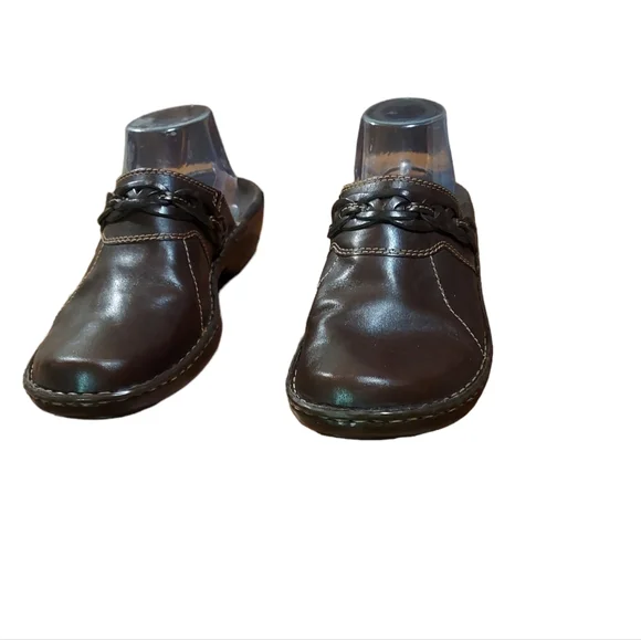 Clarks Leather Shoes 9.5 Brown Clogs Platforms Slipon Woman Business Cas… - Picture 2 of 5